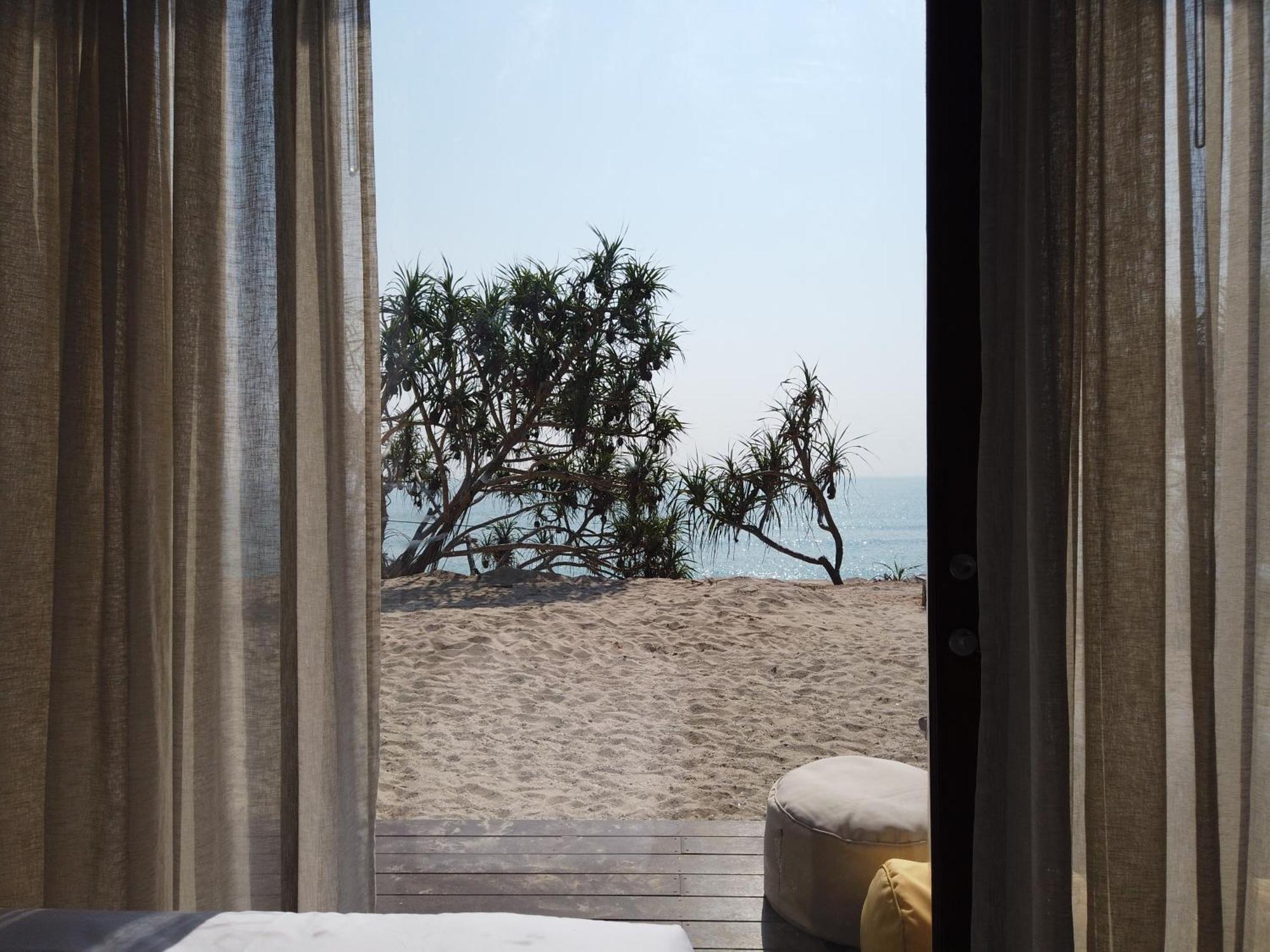 Chula Beach Resort Khanom Exterior foto